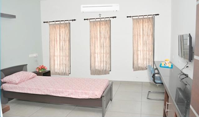 Single Cot Room
